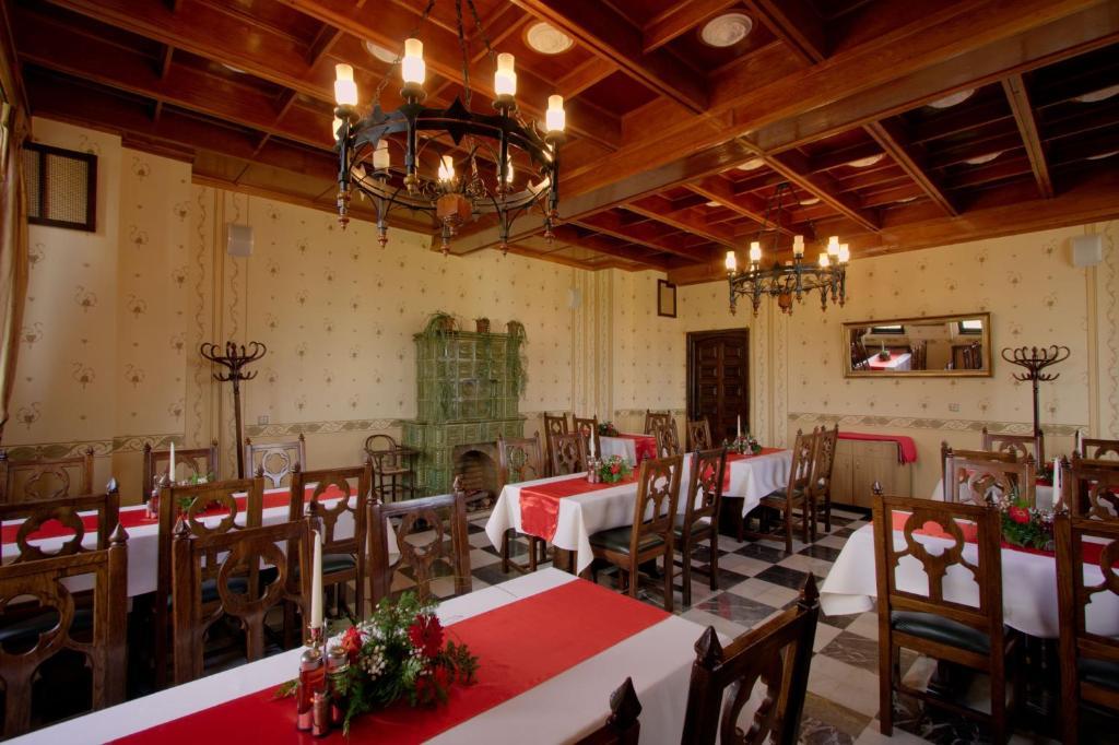 Hotel Castel Dracula Piatra Fântânele Eksteriør bilde