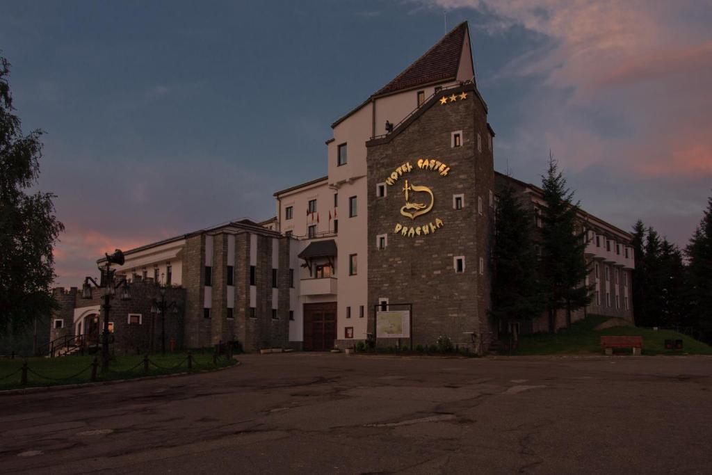 Hotel Castel Dracula Piatra Fântânele Eksteriør bilde